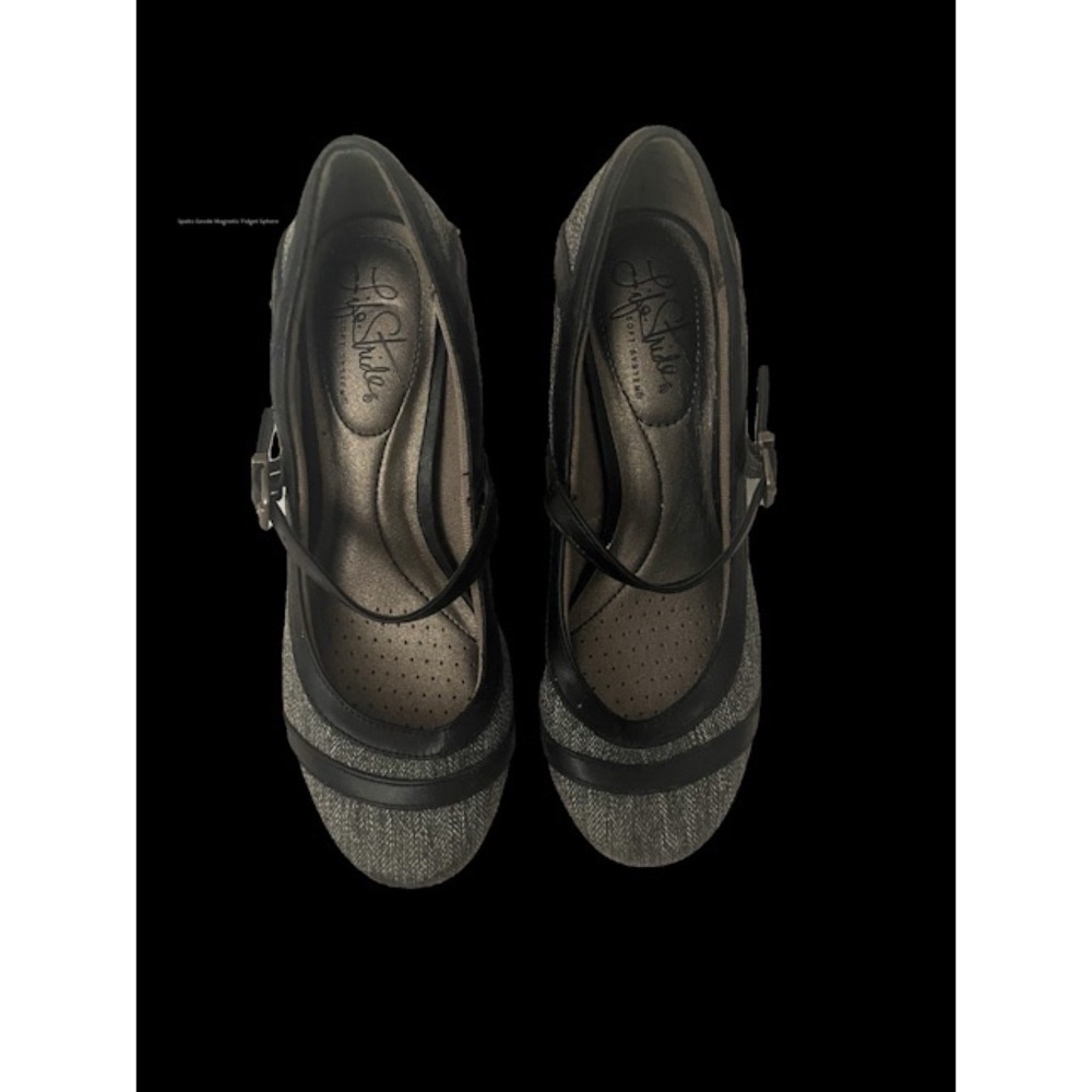 A2 By Aerosoles Black and Gray Heels
Or give me an offer.